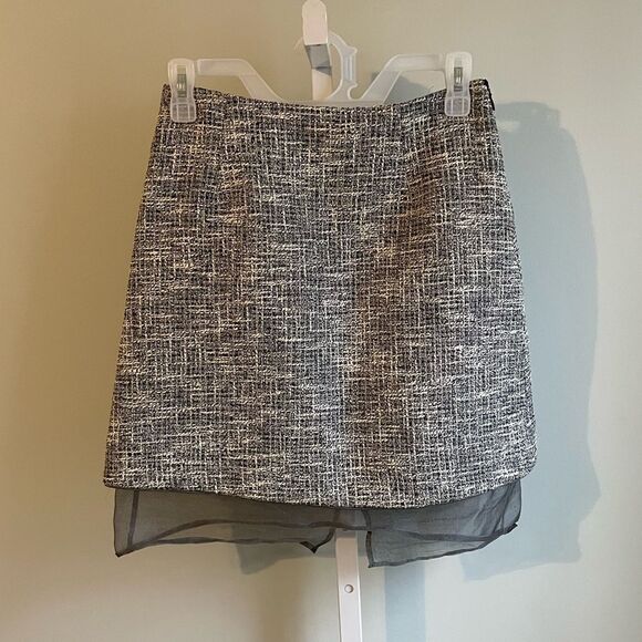 Le Ciel Bleu Tweed Skirt with Mesh Underlay - Picture 1 of 5